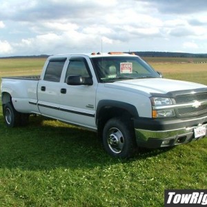 2003 sylverado crew 4x4 diesel.